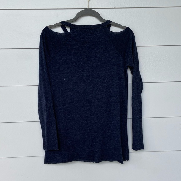 Chaser Def Leppard Cold Shoulder Band Tee Small - Picture 6 of 8